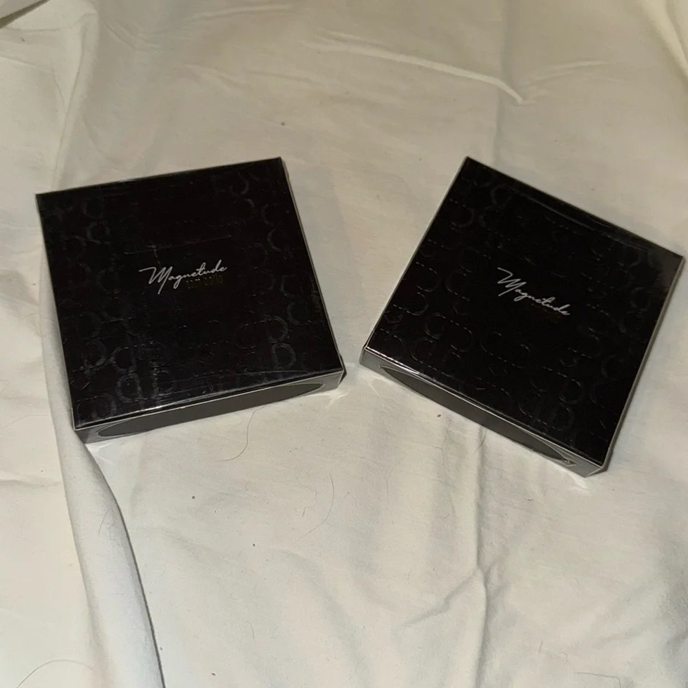 2 Magnitude Modular Palette 3 x 3 NIP - Tori Belle Brand